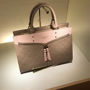 Meet your Posher, Alexander